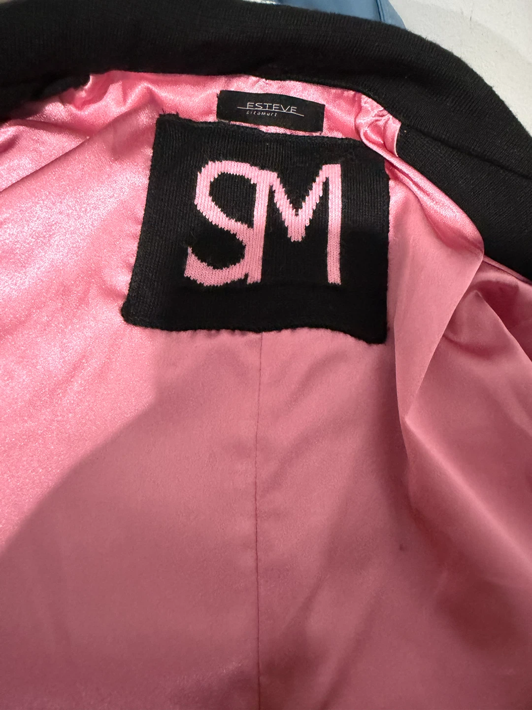 ESTEVE Long Black Coat with Pink Satin Lining - photo 3