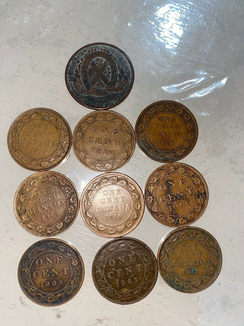 Collection of Canadian One Cent Coins - photo 2