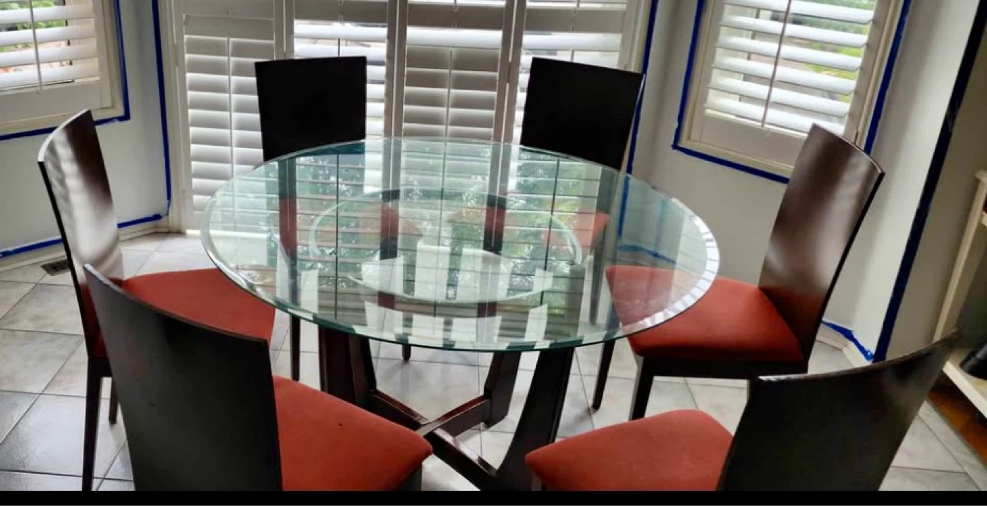 Dining Table with 6 Chairs - Glass Top -48 inches diameter - photo 2