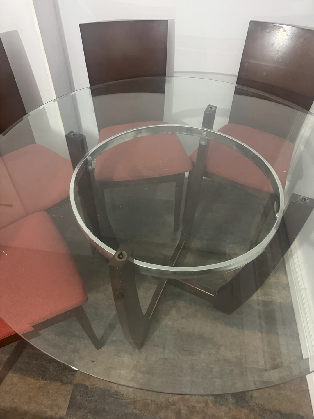 Dining Table with 6 Chairs - Glass Top -48 inches diameter