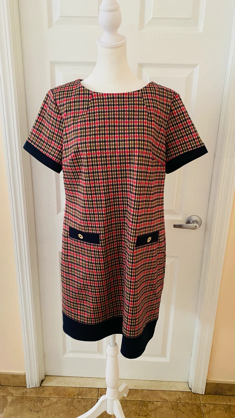 Tommy Hilfiger size 12 - photo 2