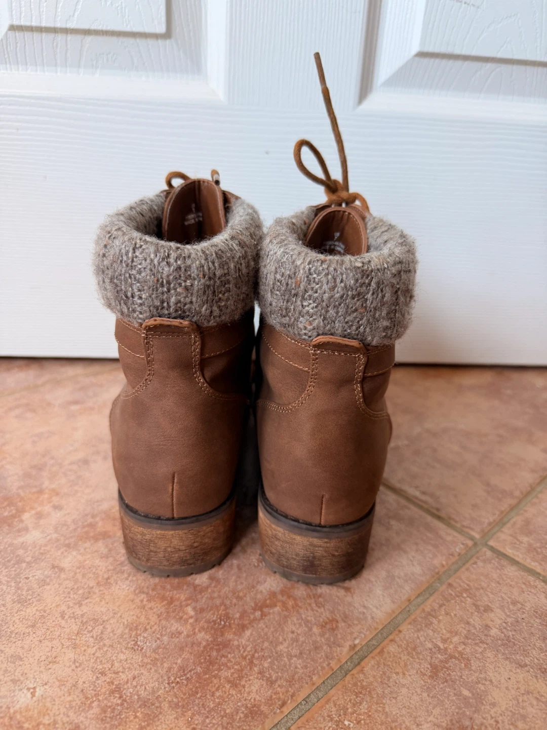 Like New Brown Lace-Up Ankle Boots with Knit Collar - photo 3