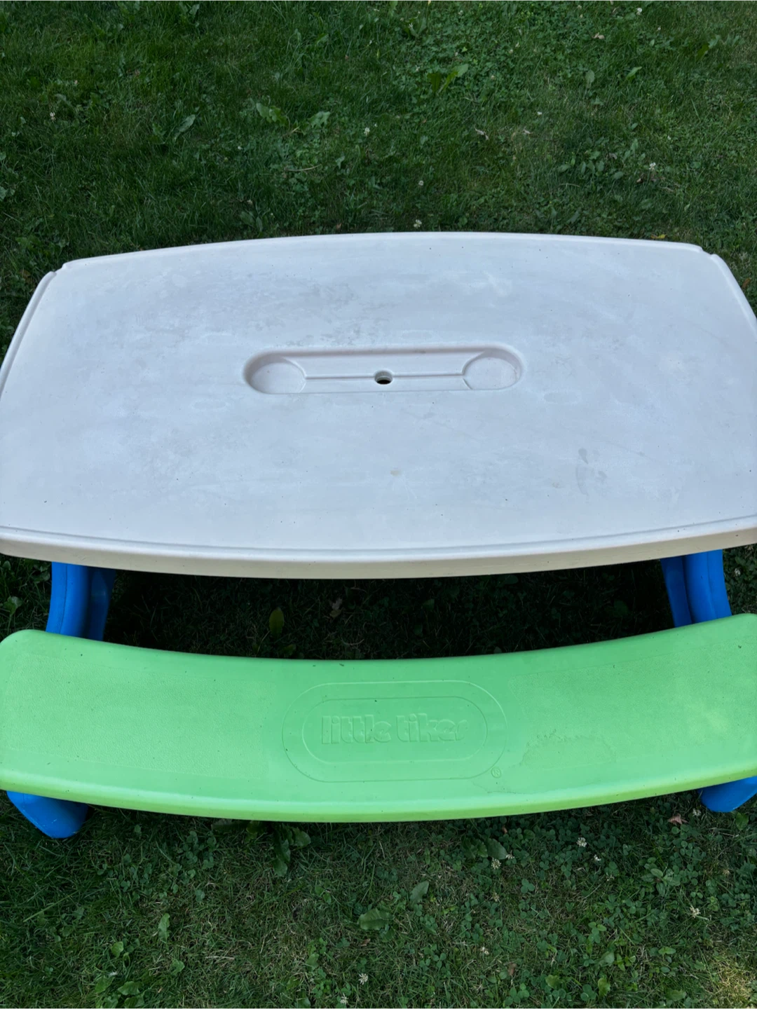 Little Tikes Picnic Table - photo 3