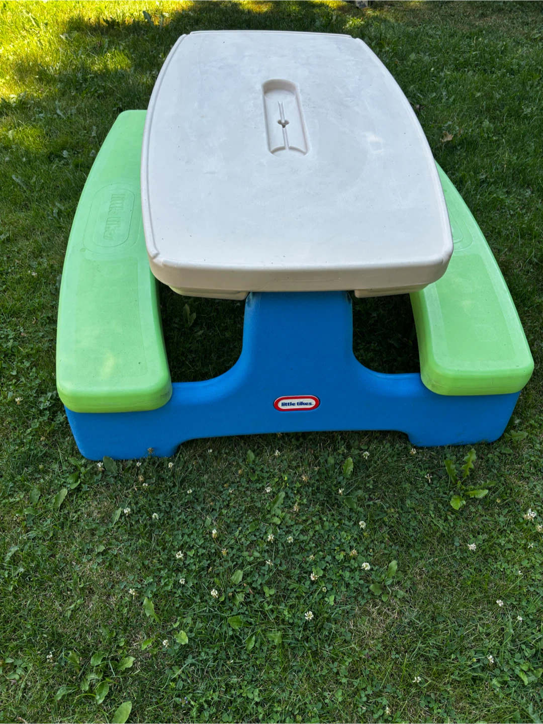 Little Tikes Picnic Table - photo 4