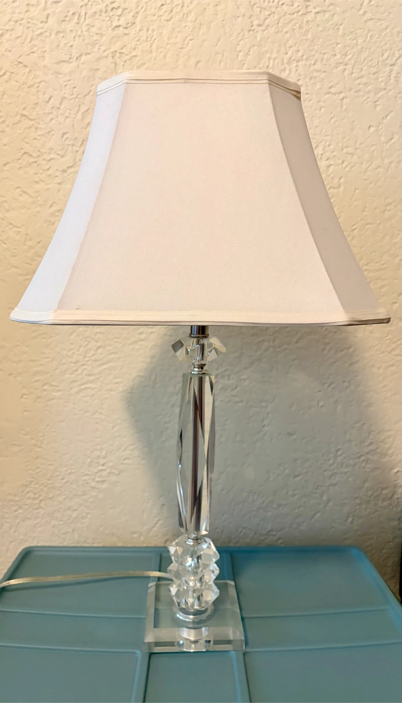 Various Floor and Table Lamps - photo 2
