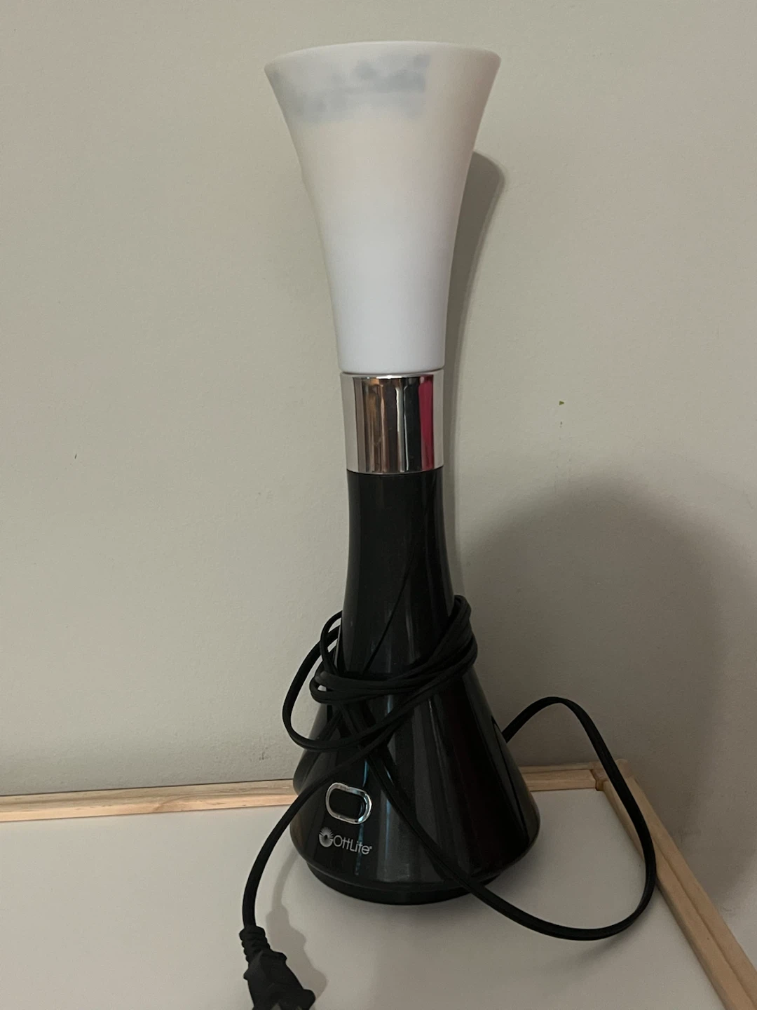 OttLite Table Lamp