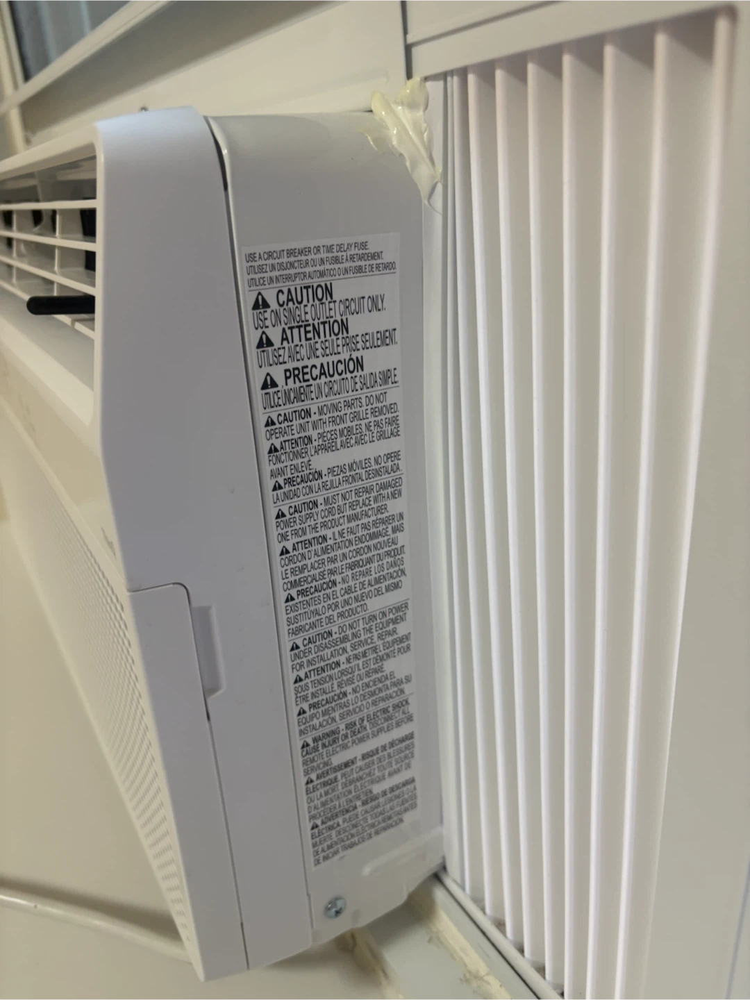 LG Window Unit AC 8000 btu - photo 3