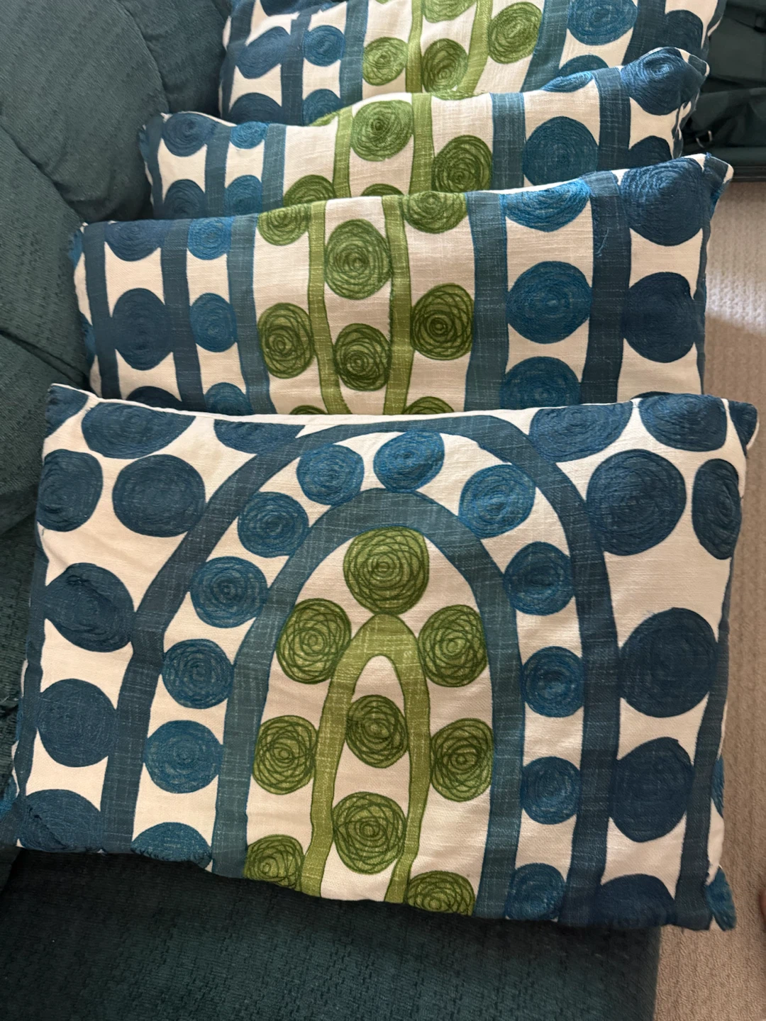 Set of 4 Decorative Throw Pillows