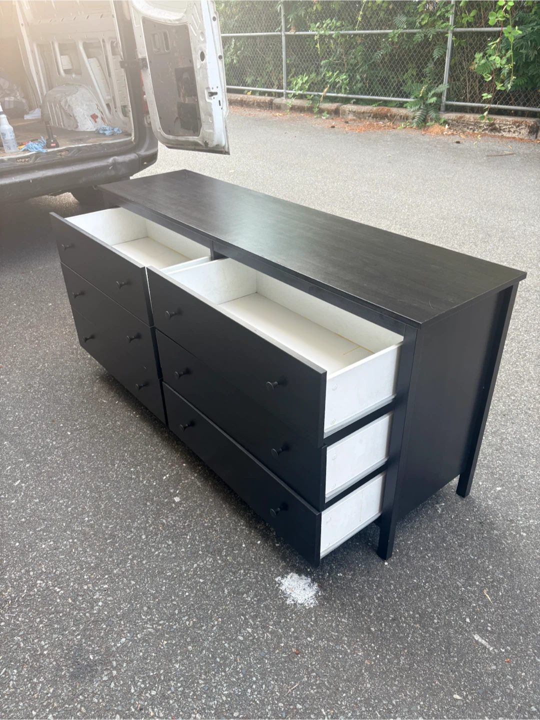 Delivery available- dresser - photo 2