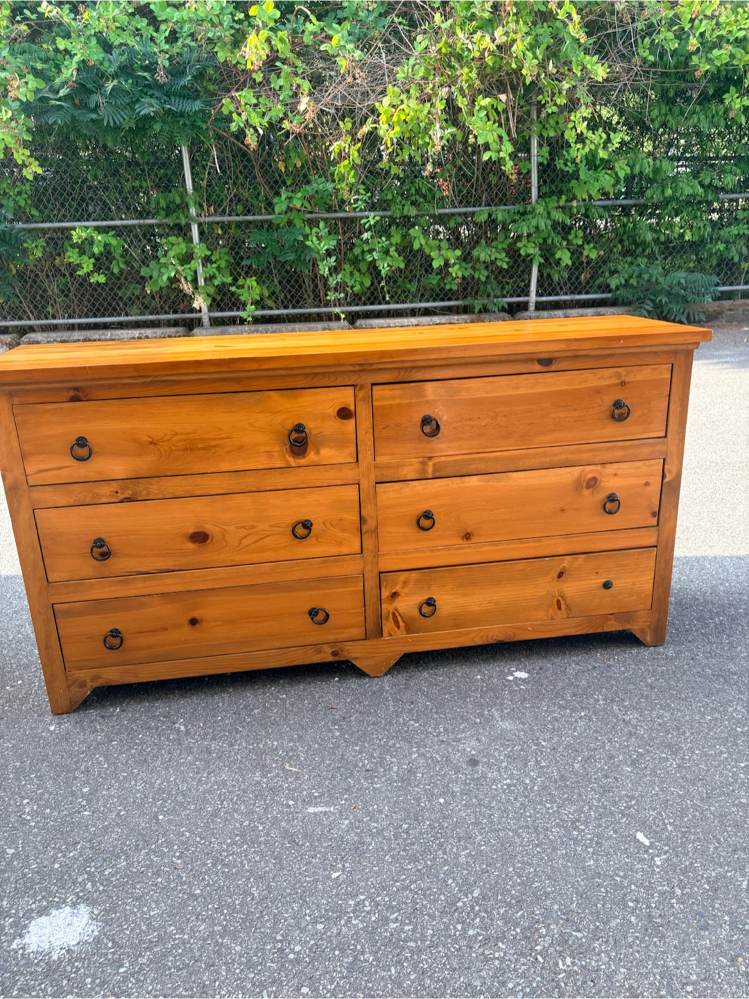 Delivery available- dresser - photo 2