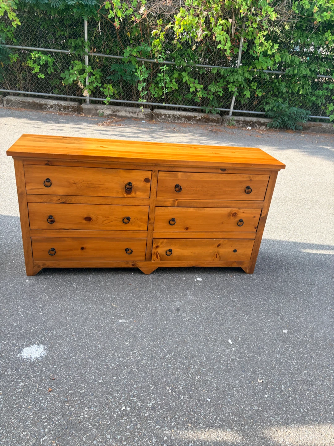 Delivery available- dresser - photo 3