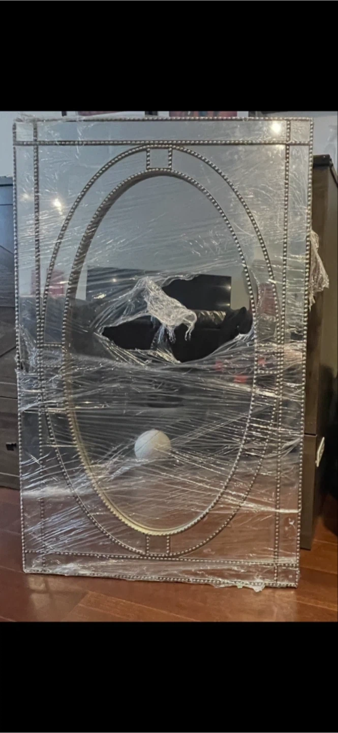 Decorative Wall Mirror - excellent condition - photo 2