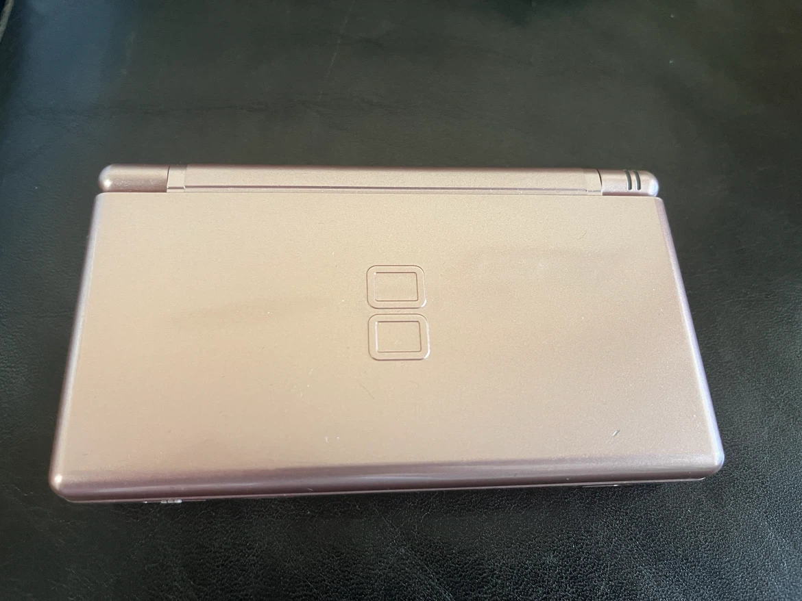 Nintendo DS Lite - Pink (Includes Games & Charger) - photo 2