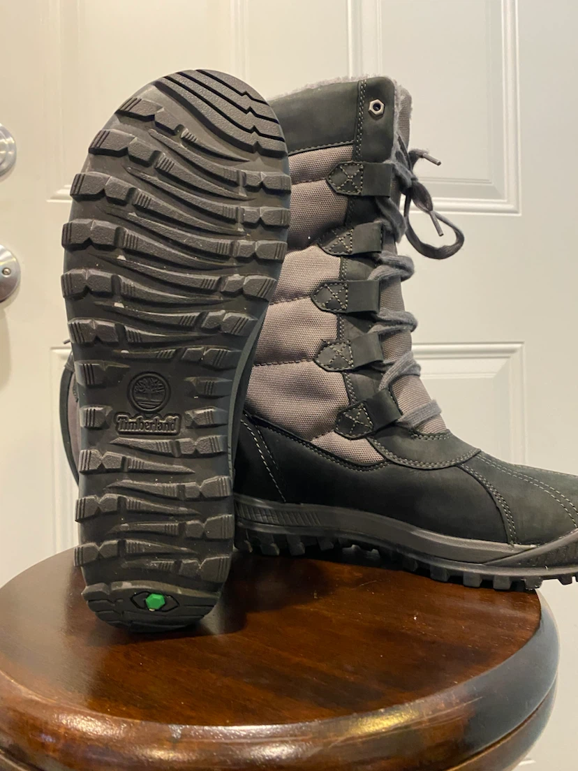 Timberland Women's Winter Boots Size 7.5 - photo 2