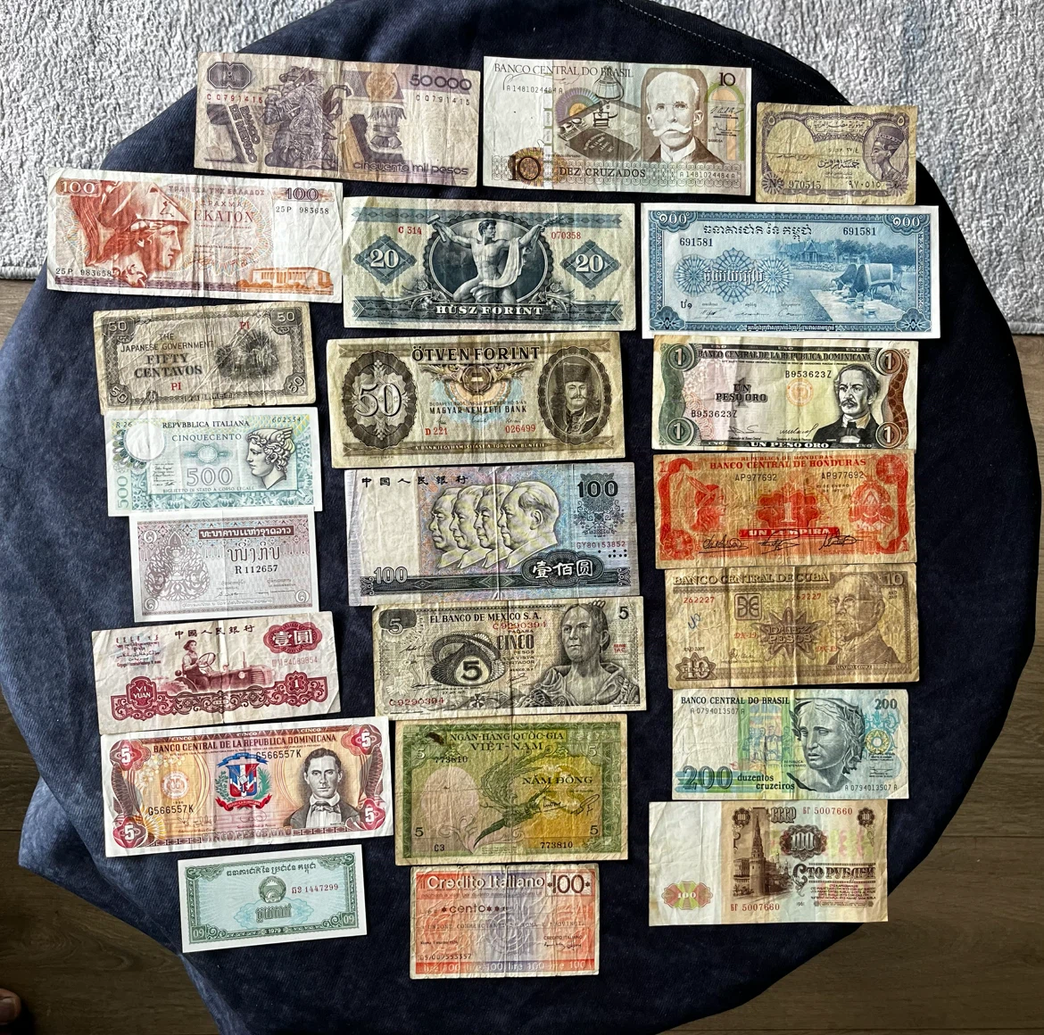 Collection of International Banknotes - photo 2