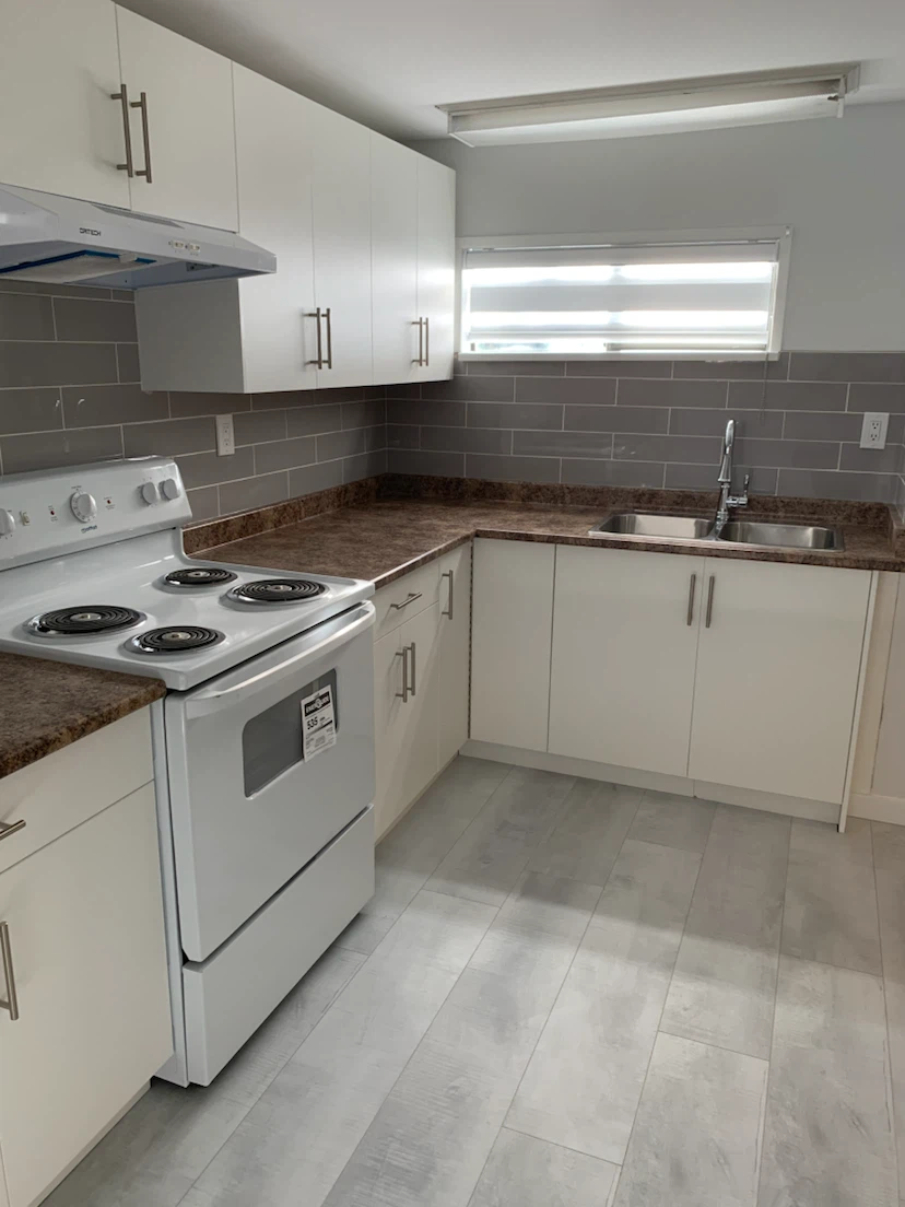 One bedroom basement for rent - photo 2