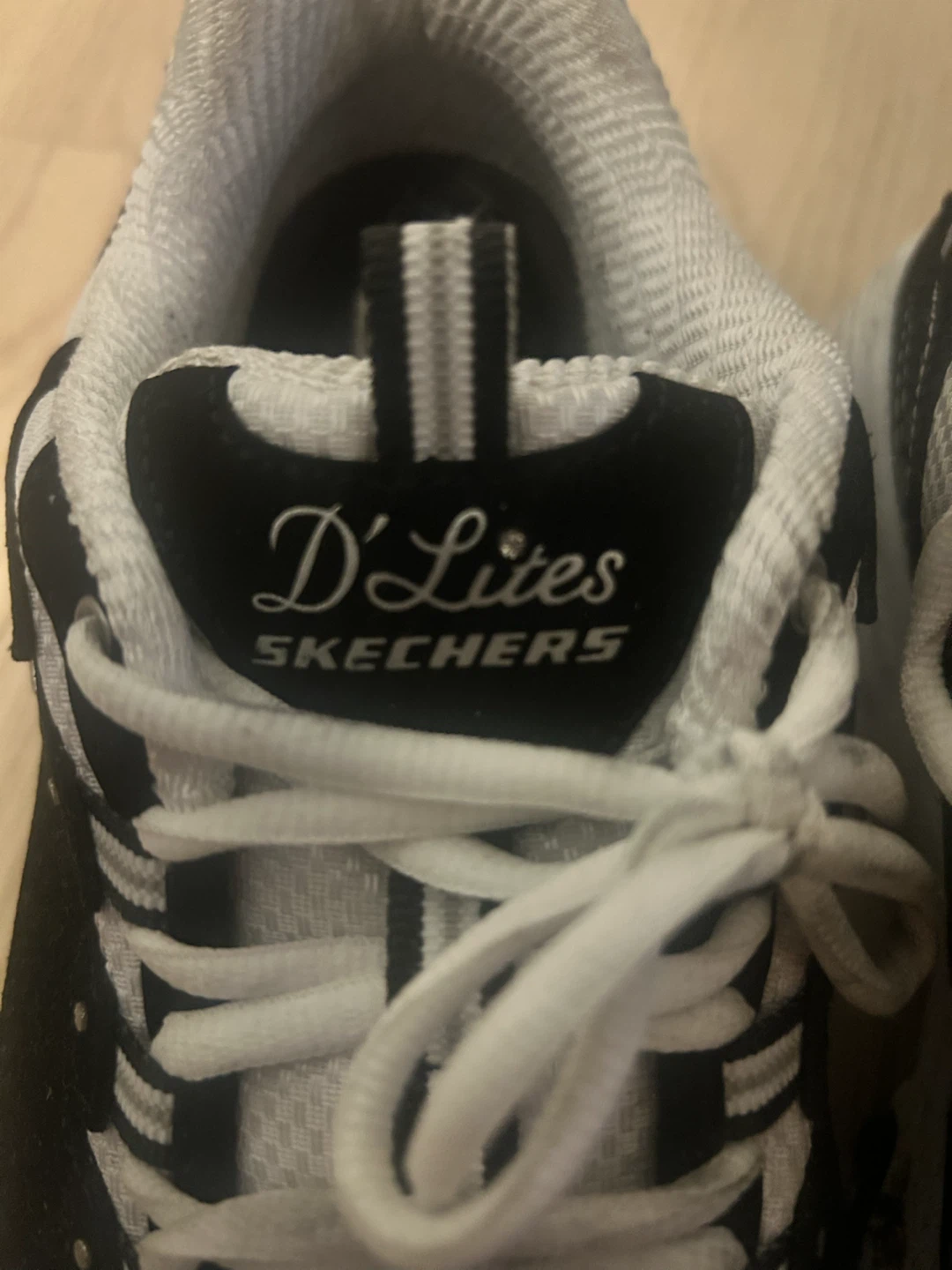 Skechers D’Lites Runners - photo 5