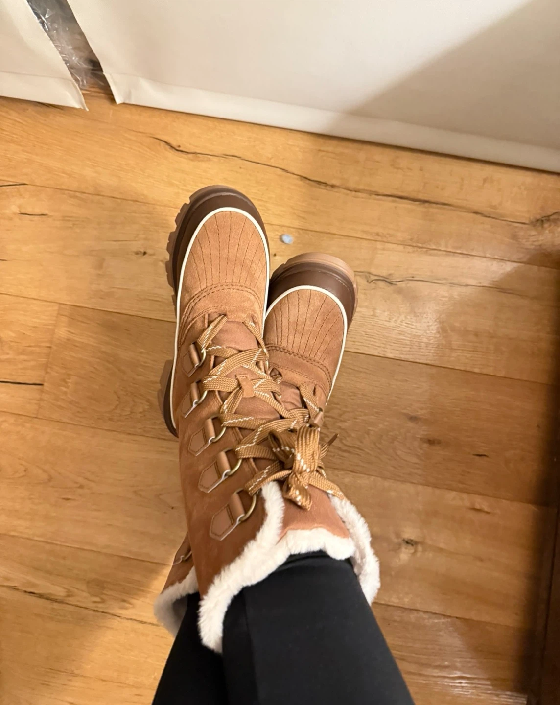 Brown Sorel Boots with Fur Lining