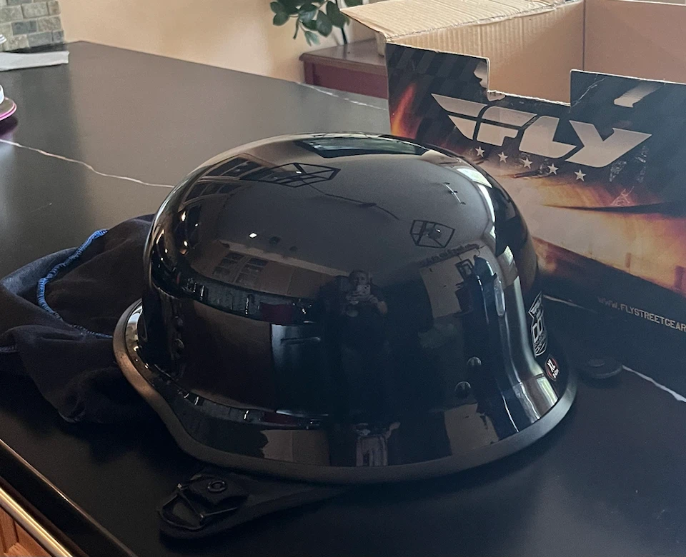 New Fly Racing 9MM Helmet - Gloss Black - Size XL