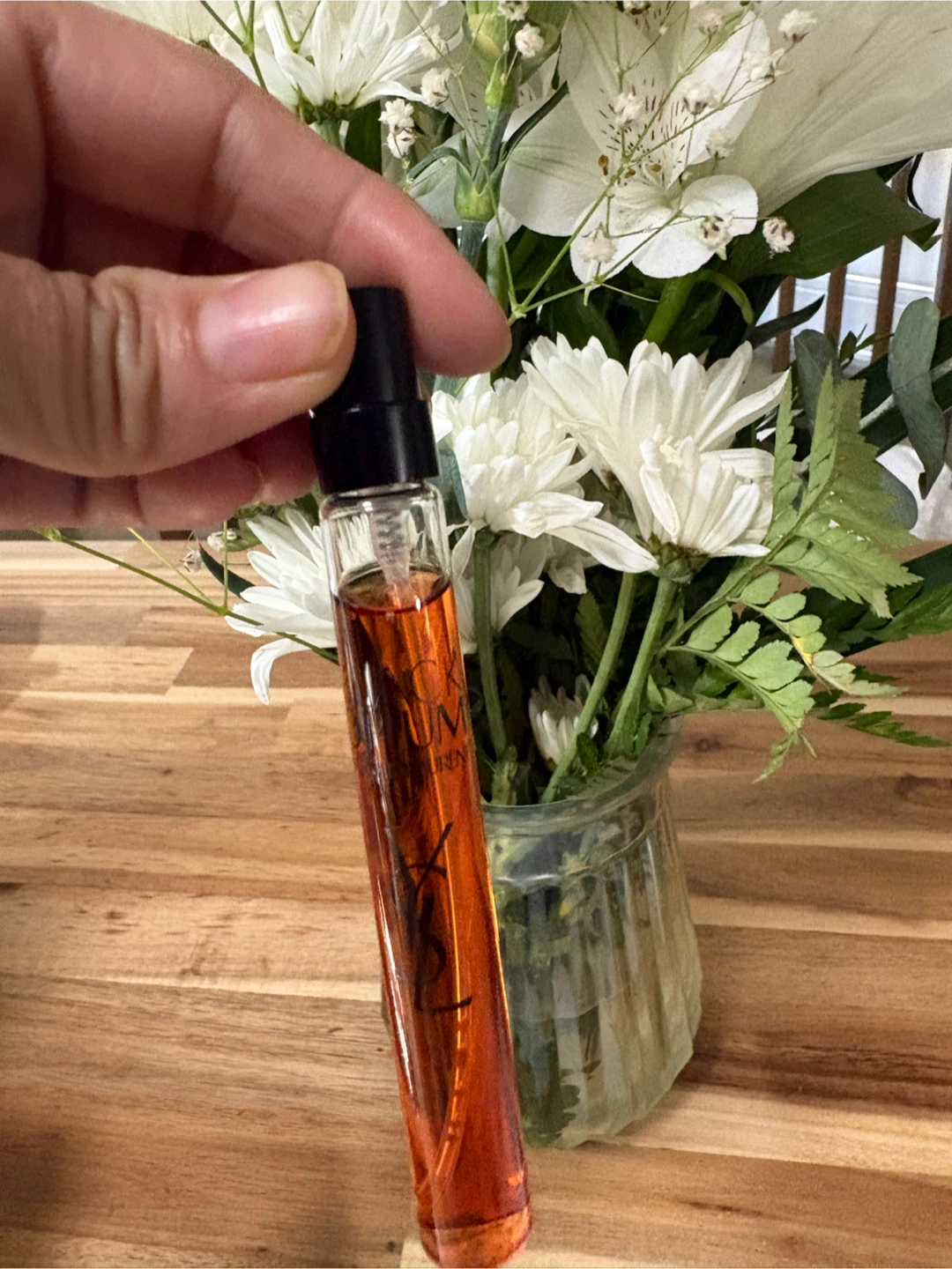 Yves Saint Laurent Black Opium Eau de Parfum Rollerball - photo 3
