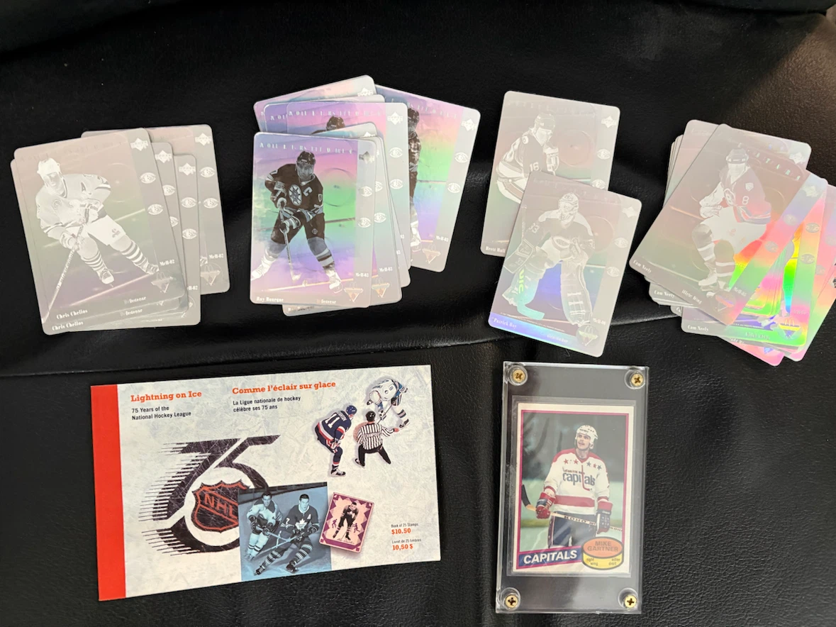 Hockey Collectibles - Rookie, Stamps, Holograms