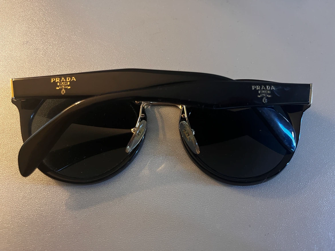 Prada Sunglasses SPR05T - photo 2