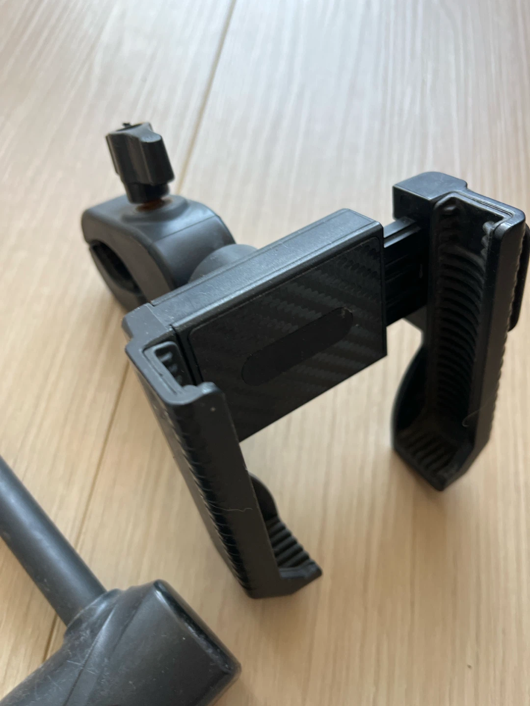Via Velo U-Lock and Phone Mount Bundle - photo 3