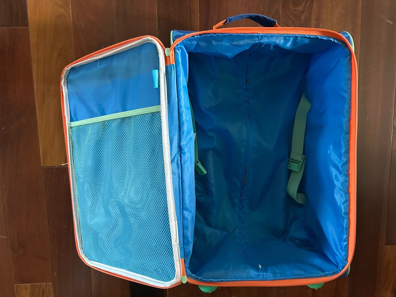American Tourister Rolling Luggage - Finding Dory - photo 5