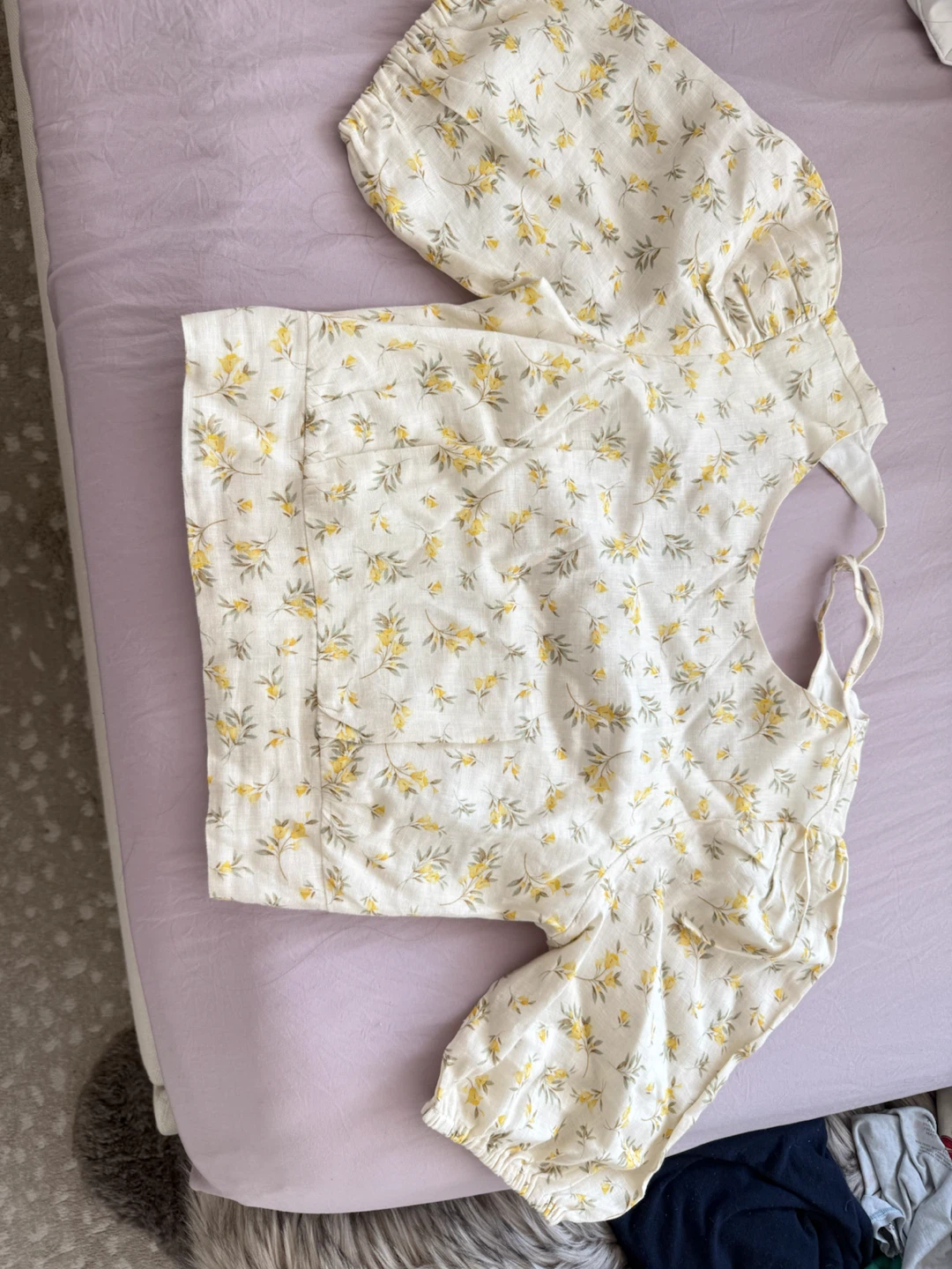 Forever New floral puff sleeve top