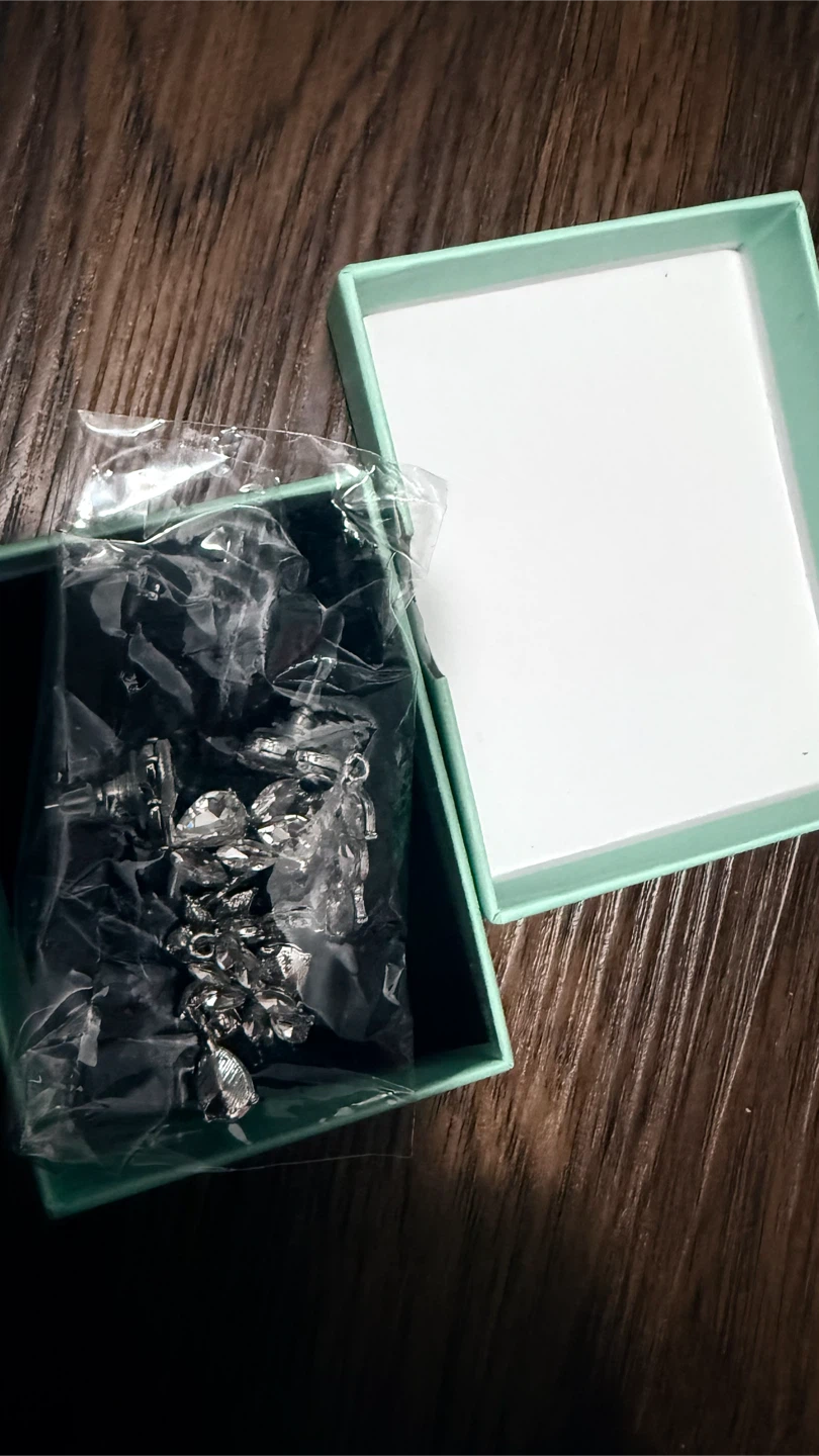 Silver Leaf and Crystal Necklace Set - photo 3