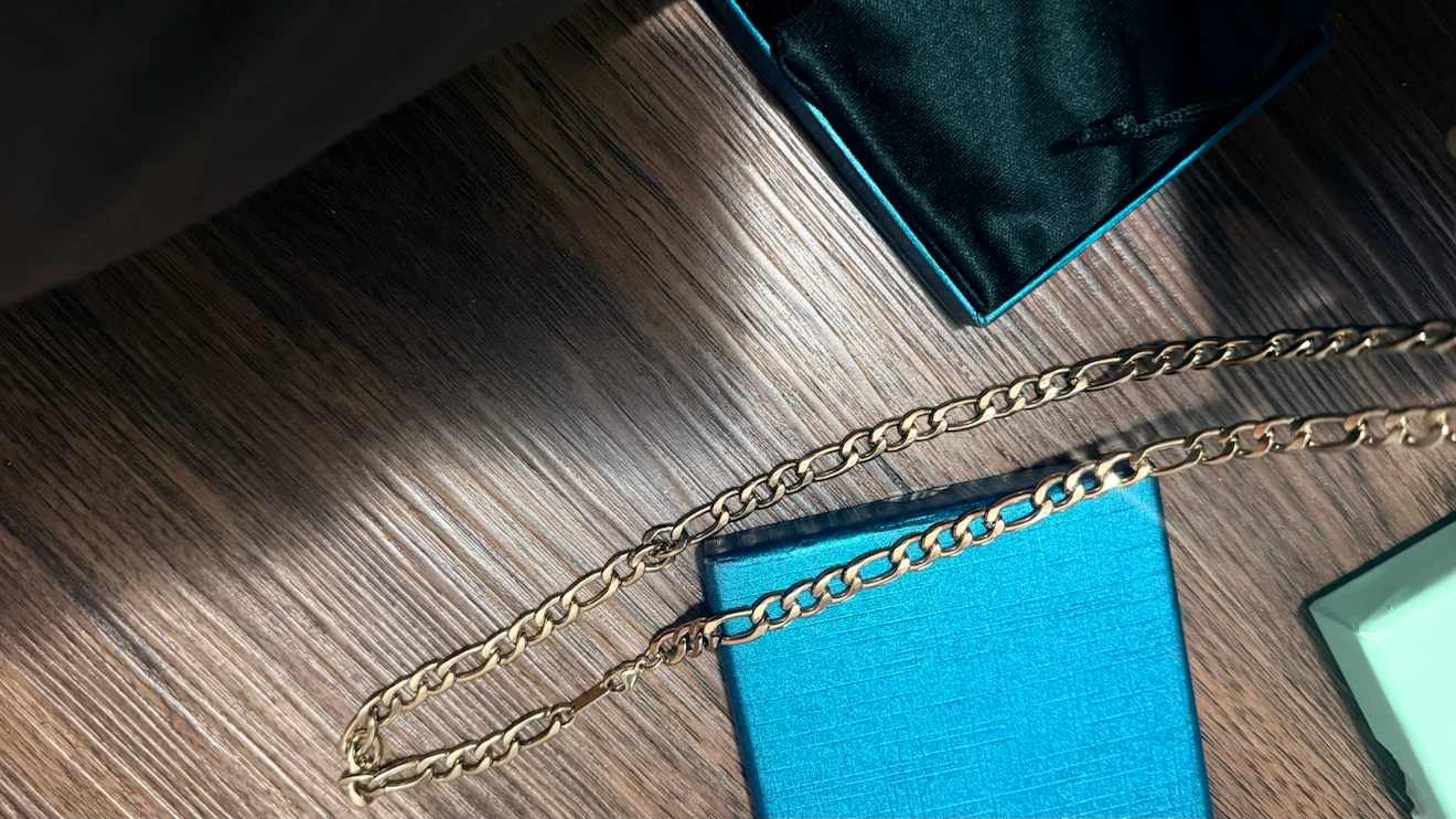 Gold Chain Necklace with Gift Box