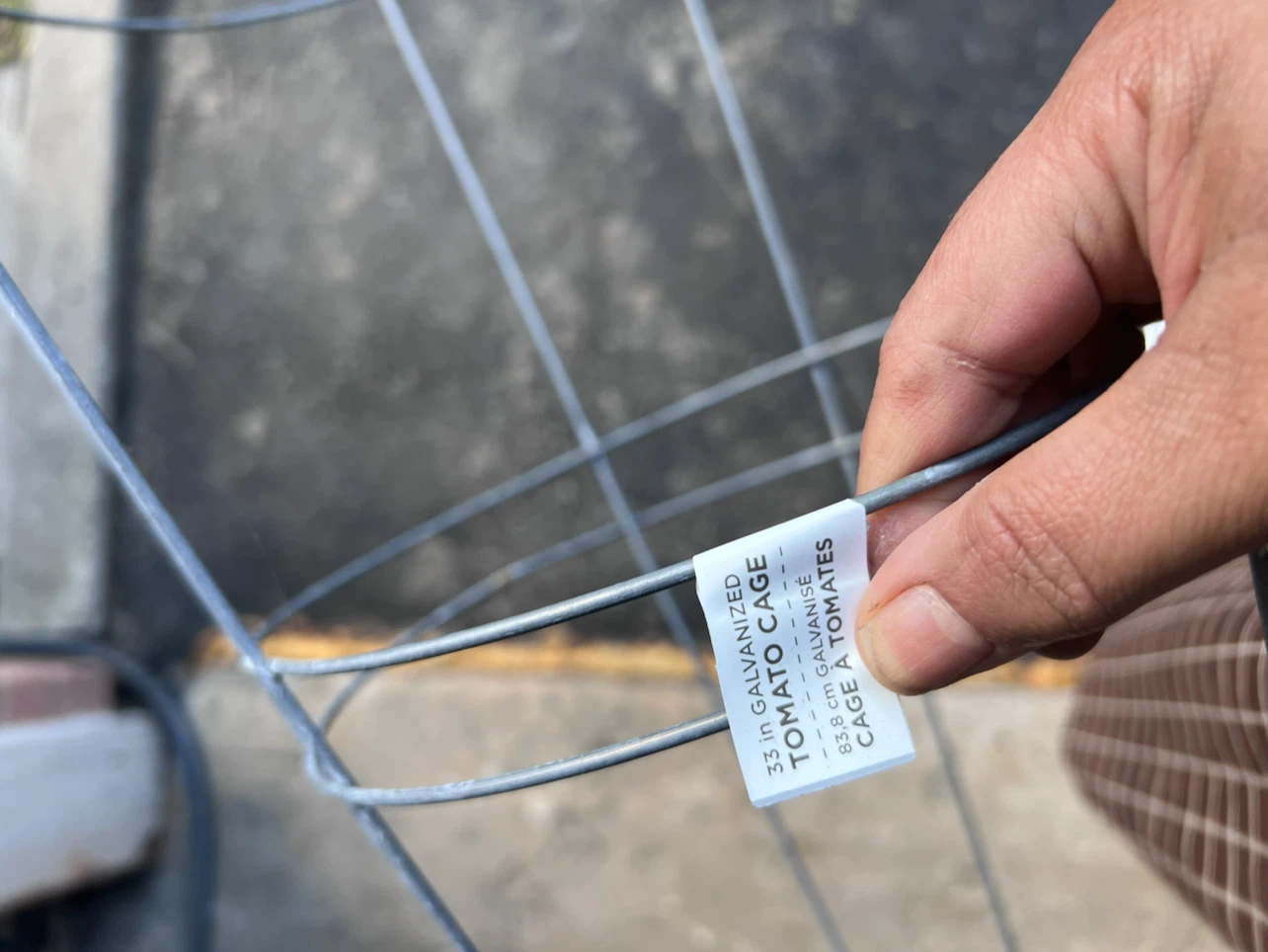 2 Galvanized Tomato Cages 33 inch - photo 3