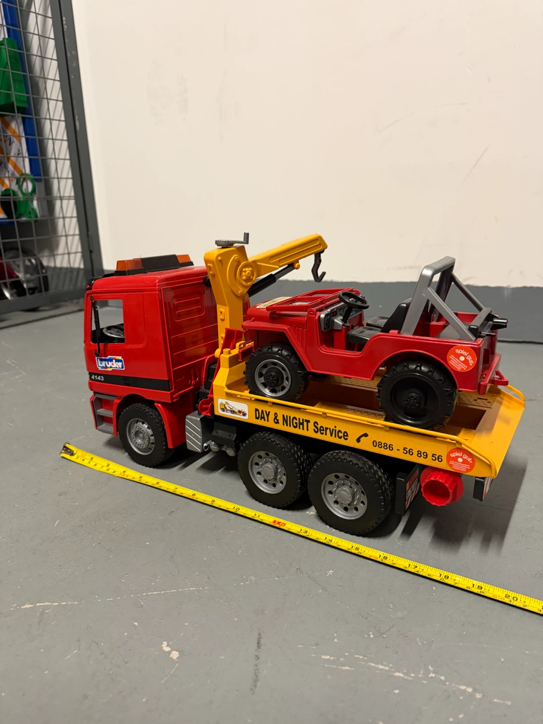 Bruder Tow Truck with Jeep Toy - photo 2