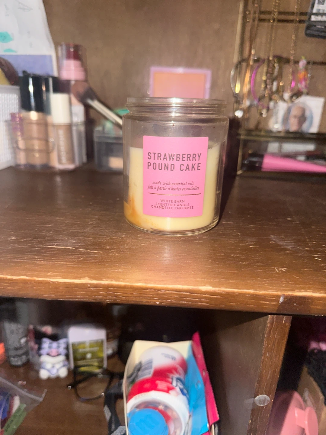 White Barn Strawberry Pound Cake Scented Candle