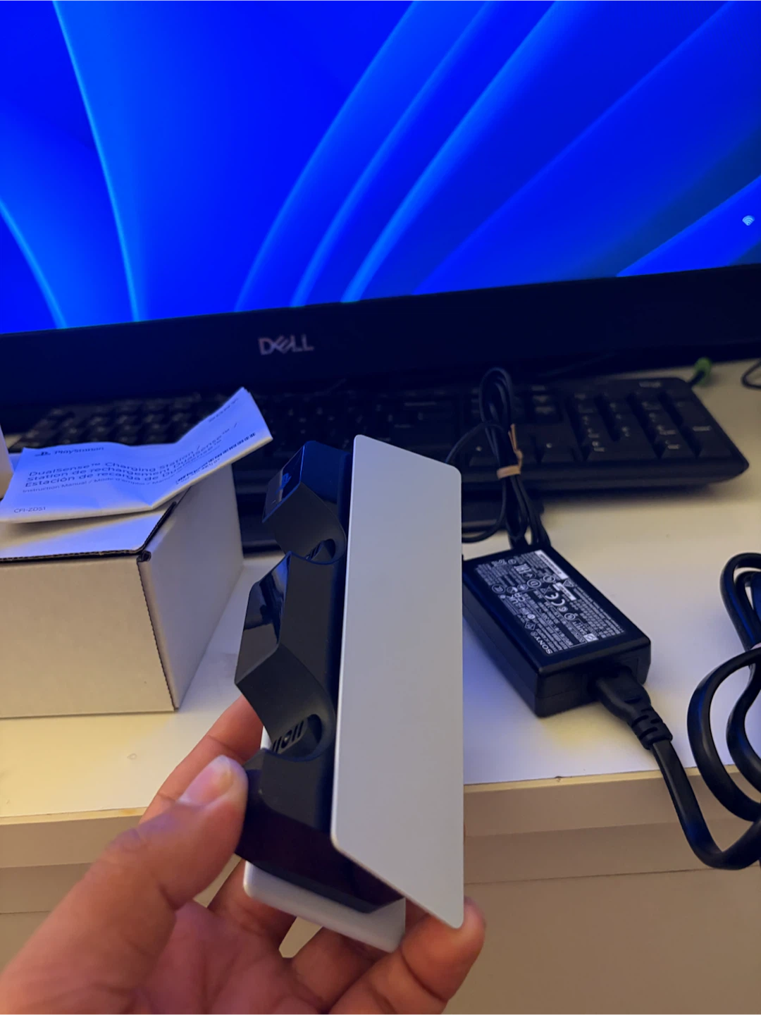 Sony PlayStation DualSense Charging Station for PS5 - photo 4