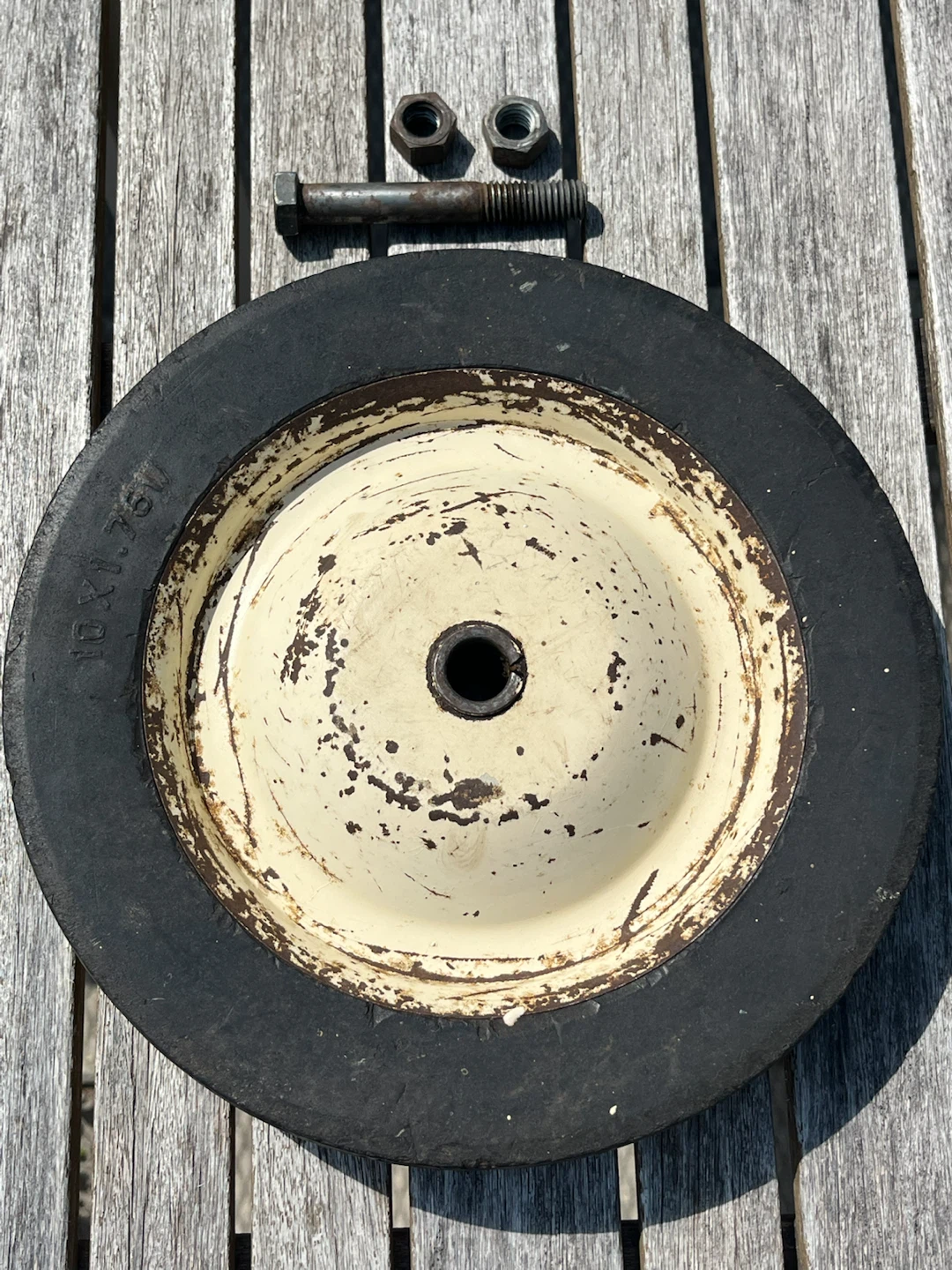 Solid rubber wheel - 10” x 1.75”w - photo 4