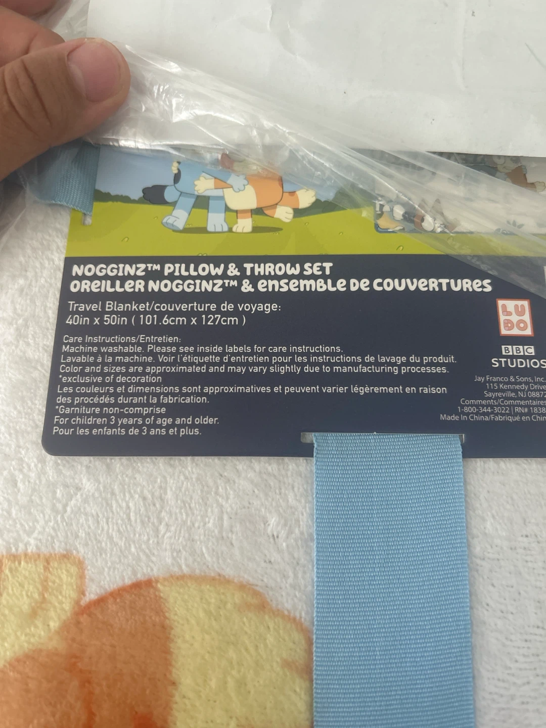 Bluey Noggins Pillow & Throw Set - photo 2