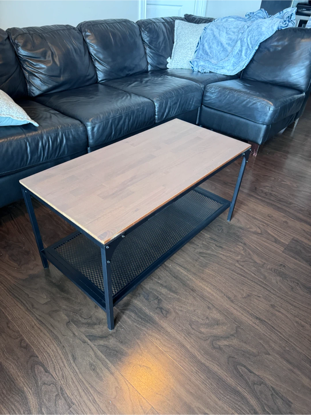 IKEA coffee table - photo 2