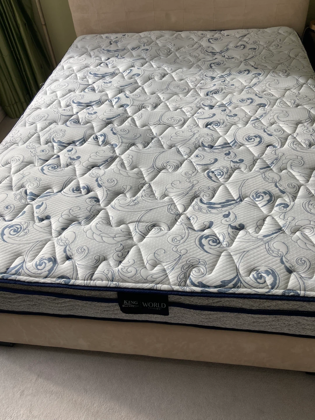 Queen size mattress, King Koil brand