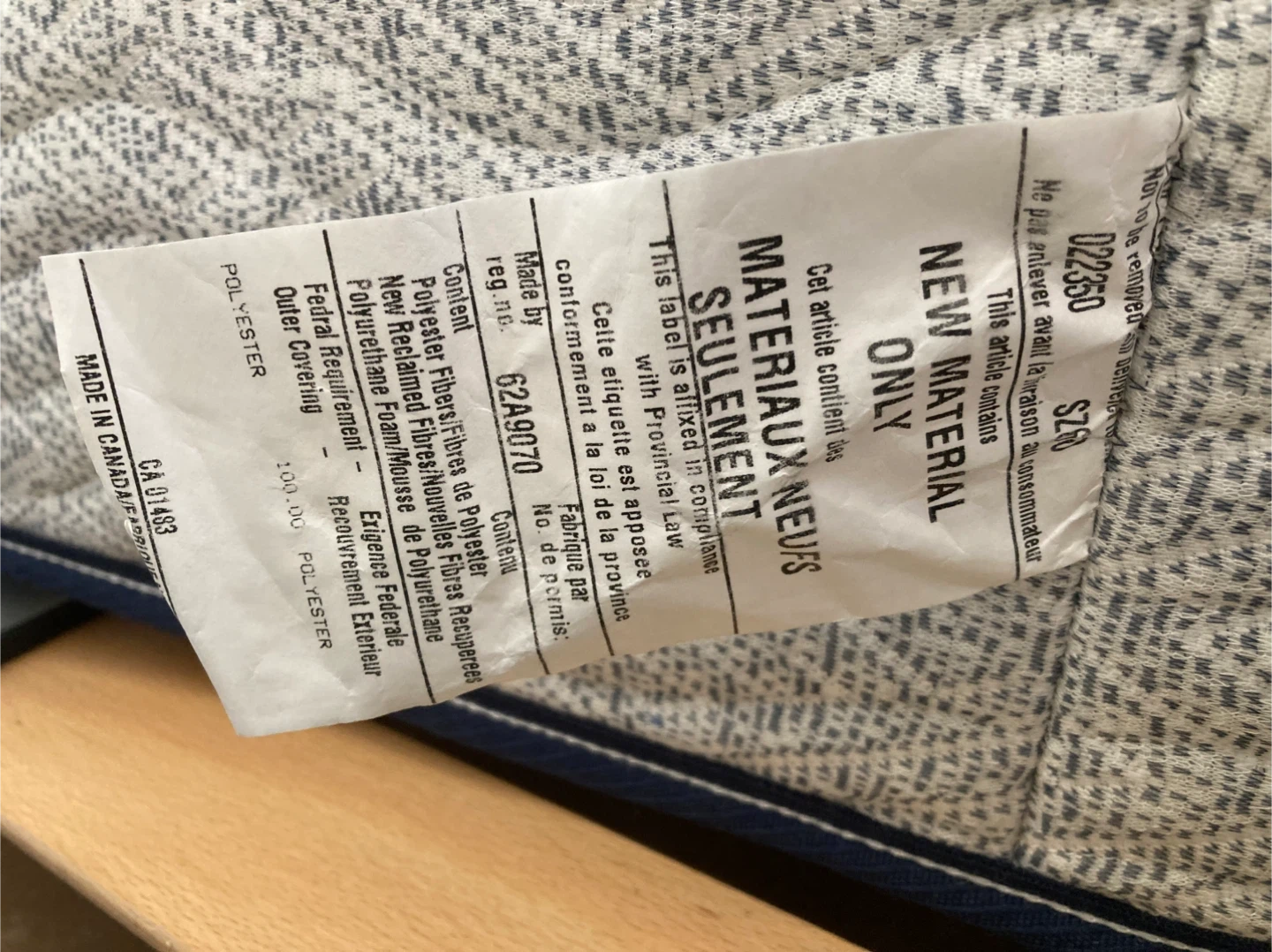 Queen size mattress, King Koil brand - photo 2