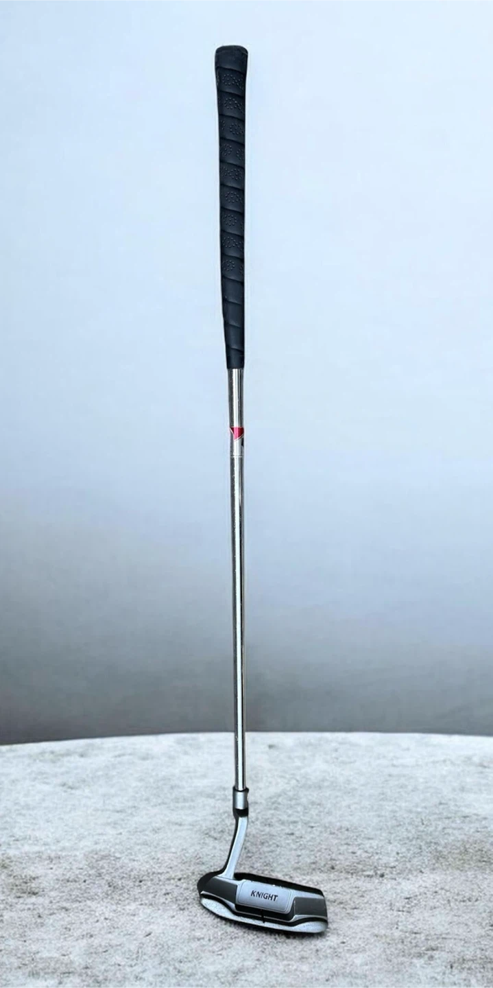Knight Golf Putter 28” - photo 2