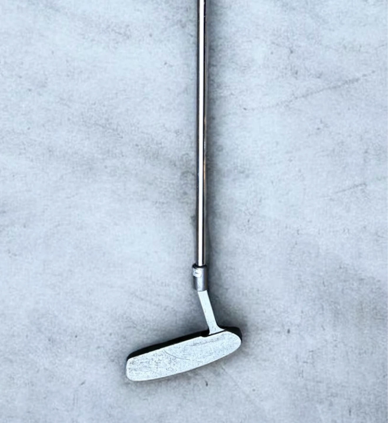 Knight Golf Putter 28”