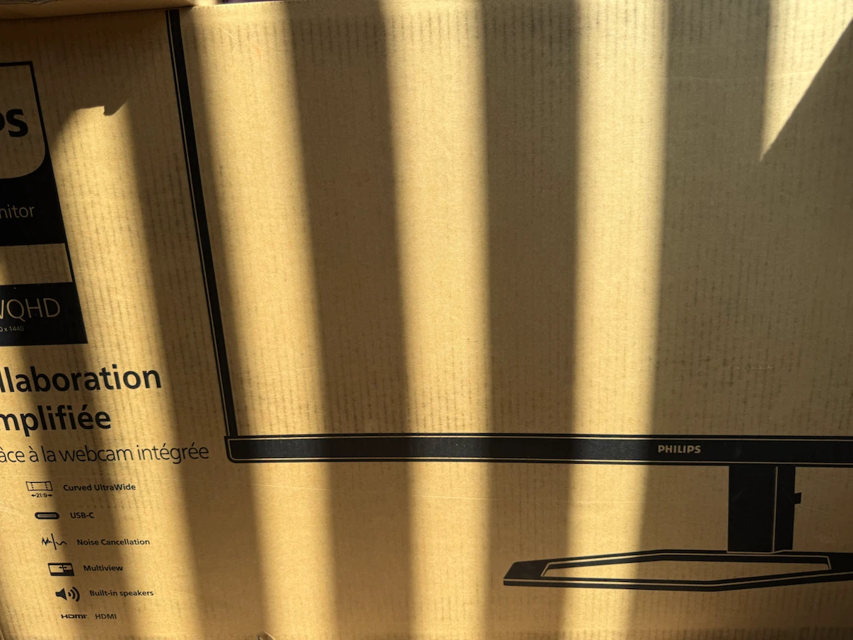 Philips 34" Curved UltraWide WQHD Monitor - photo 2