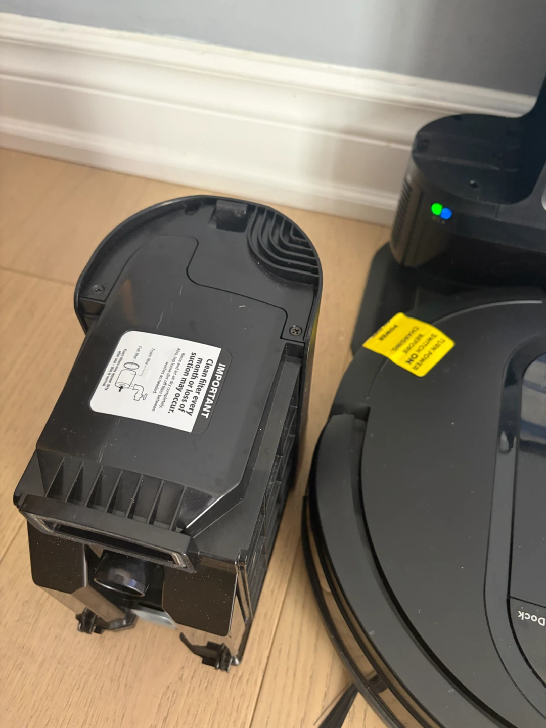 Shark IQ Robot Self-Empty XL Pet Vacuum - photo 3