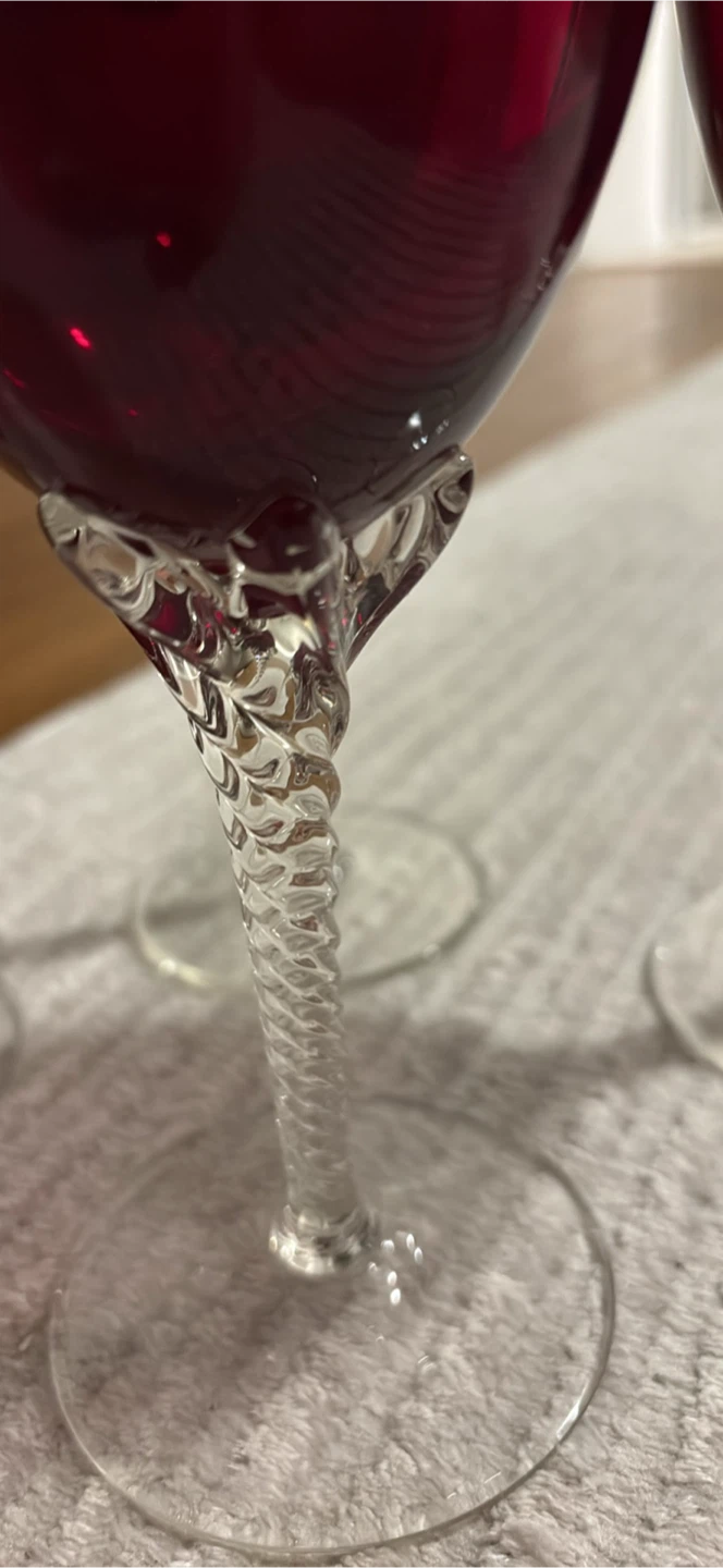 Set of 4 Ruby Red Cordial Glasses with Twisted Stems - photo 3