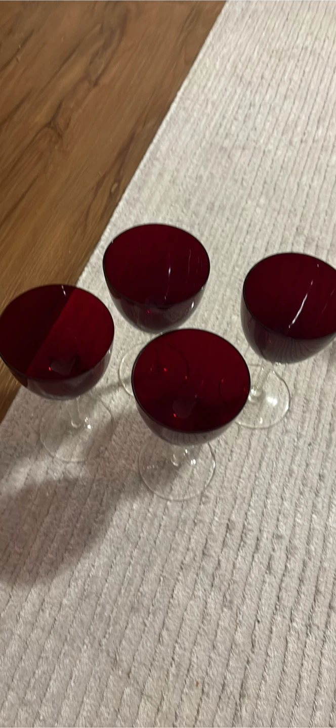 Set of 4 Ruby Red Cordial Glasses with Twisted Stems - photo 4