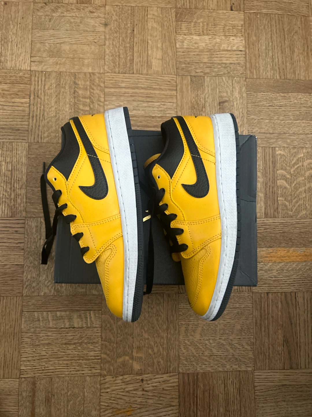 Jordan 1 Low GS Sneakers - University Gold/Black/White - Size 4Y - photo 2