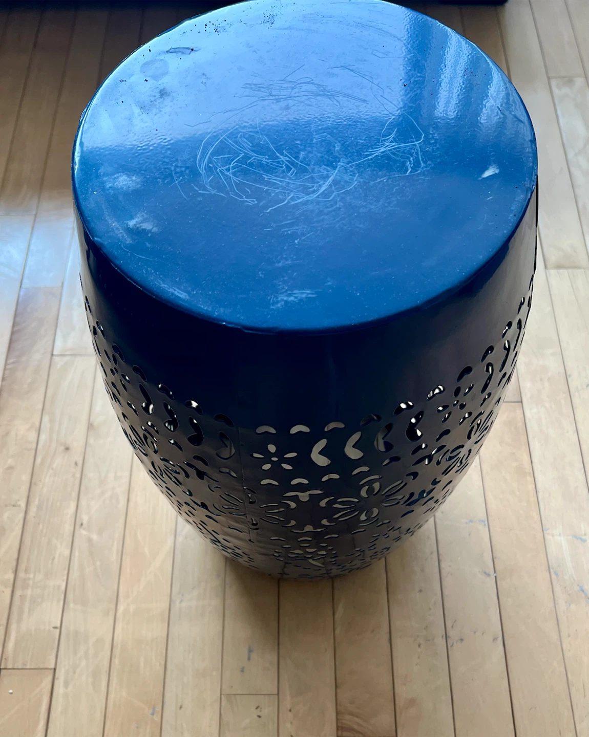 Blue Metal Garden Stand/ End Table - photo 5