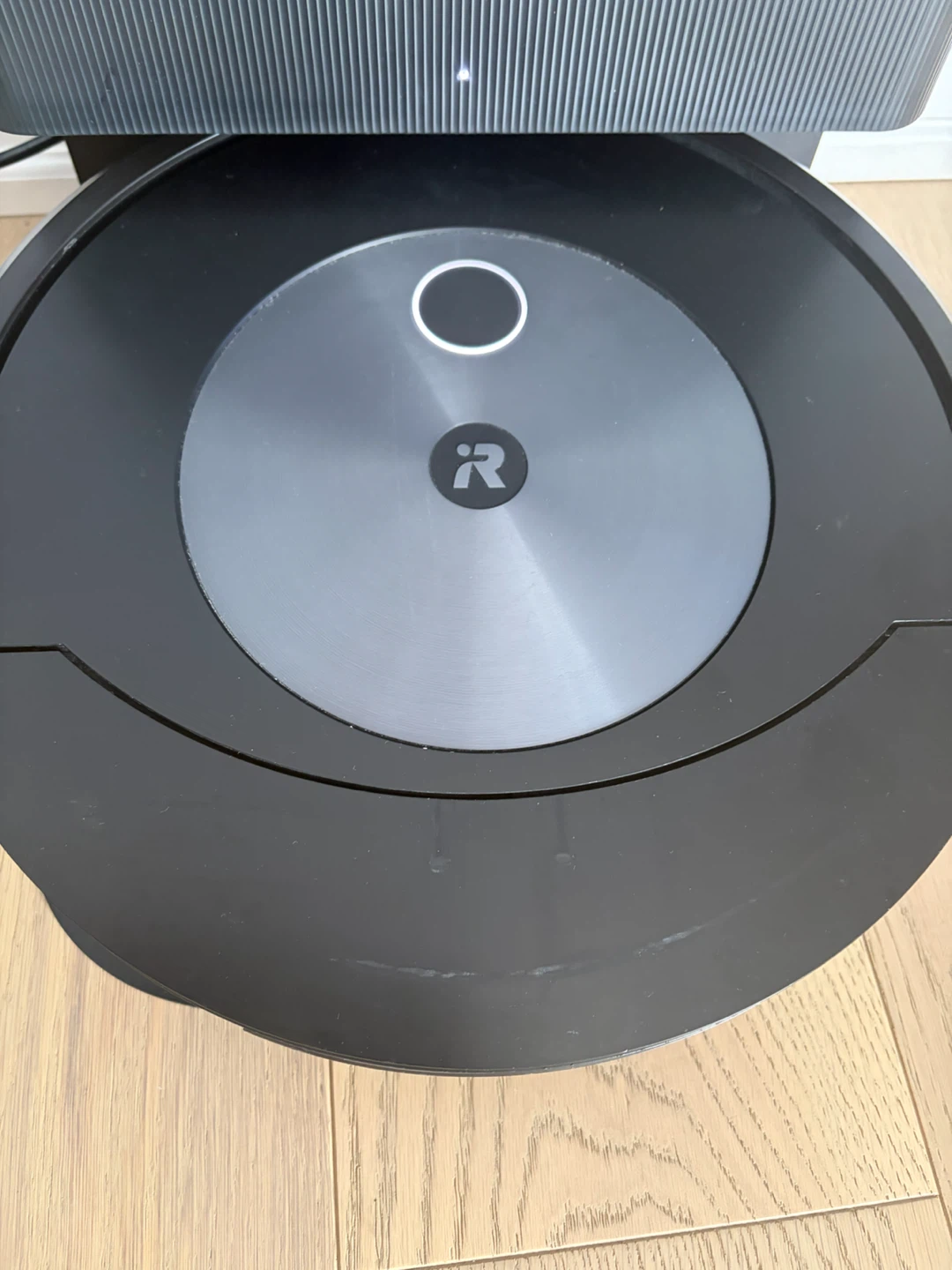 iRobot Roomba Combo j7+ with Self-Emptying Base - photo 3