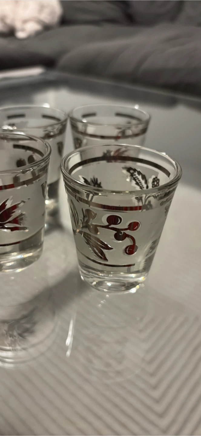 Set of 6 Vintage Shot Glasses with Floral Design - photo 2